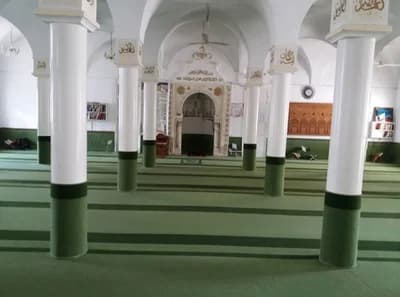 جامع الرحمة المقرن