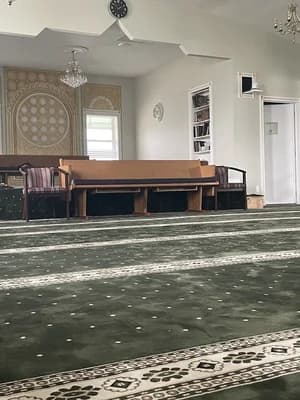 American Muslim Center