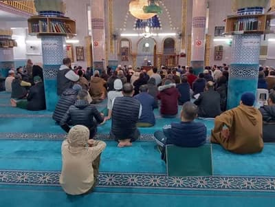 مسجد المجاهد - مدينة الورود البليدة