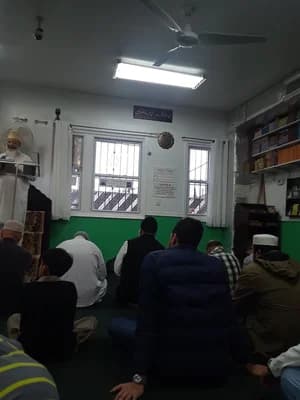Comunidad Islamia (Badar Masjid)