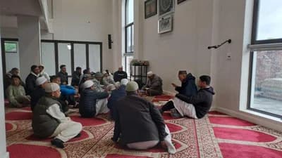 Factreton Mosque