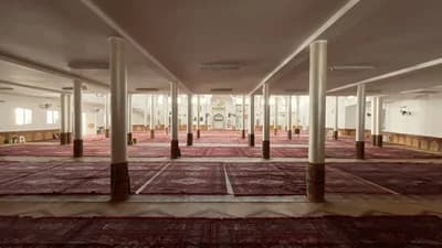 جامع الصديق - طبلبة
