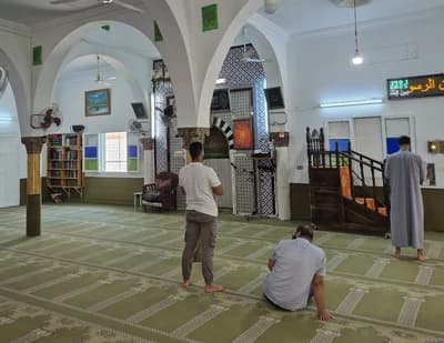 جامع بني عمر - بنزرت الجنوبيه