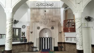 جامع أبي بكر الصّدّيق - حي بوقطفة 1