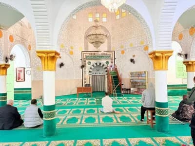 جامع علي بن عبيد