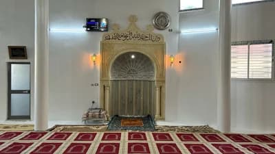 جامع النور - مجاز الباب
