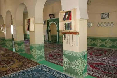 الجامع العتيق - بئر الحفي