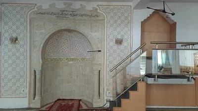 مسجد الإمام مالك- حي بن يونس - الحرايرية تونس