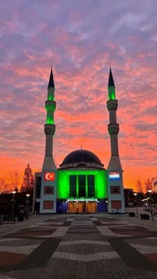 Isn Mevlana Moskee
