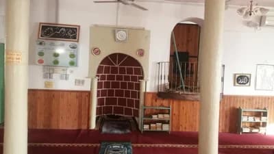 جامع بئر ثلاثين - تطاوين