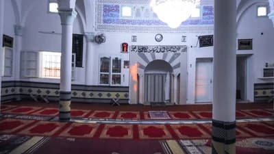 جامع البركة بحمادة أولاد النفاتي