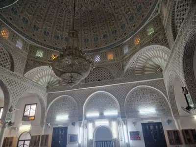 جامع عمر بن الخطاب - حي ابن سينا - تونس