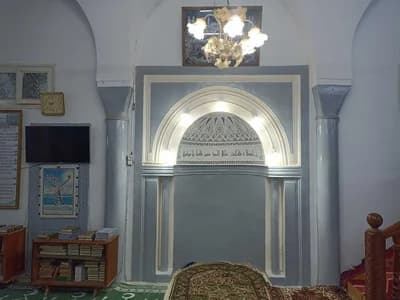 جامع عمر ابن الخطاب - بير الطيب