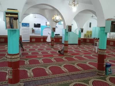 الجامع العتيق عزيز بن عبد الله - قبلي