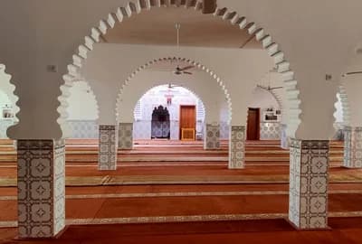 مسجد الحاج إدريس - العروي