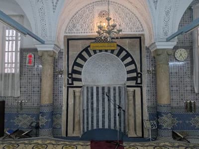 مسجد يوسف صاحب الطابع - Tunis