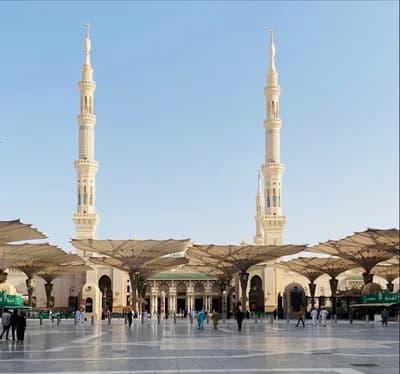 يوجد مسجد في هذة المنطقة